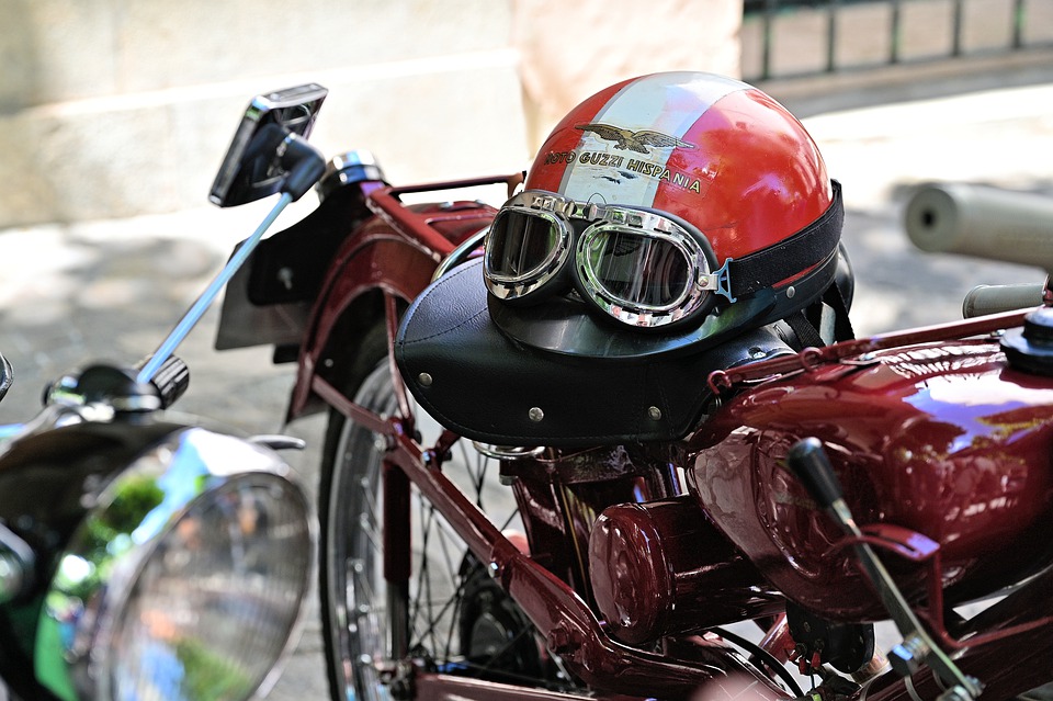 Drahá motorka